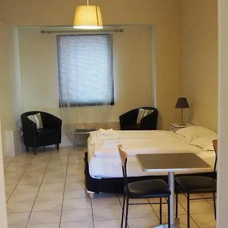 Hotel L'annexe Du Châtelet 2*