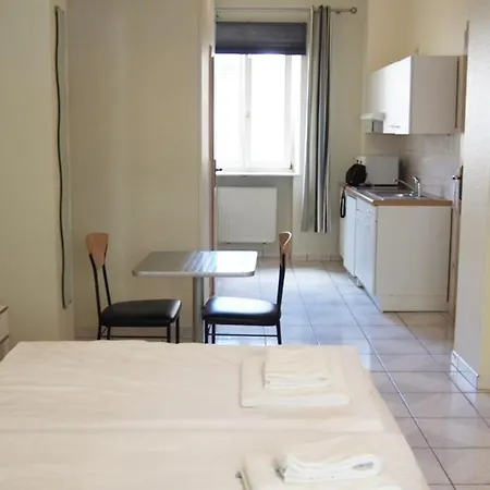 L'annexe Du Chatelet Hotel 2*