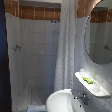 L'annexe Du Chatelet Hotel 2*
